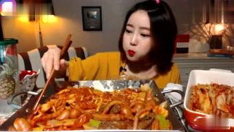 吃瓜和旺财,吃瓜群众与旺财狗的欢乐日常