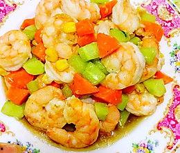 虾仁角瓜吃怎么做,家常海鲜小炒新尝试