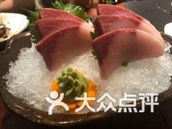 豚猪吃瓜,萌态十足引网友热议