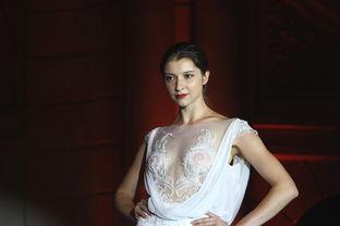 明星吃瓜模特,揭秘明星与模特的甜蜜“吃瓜”瞬间