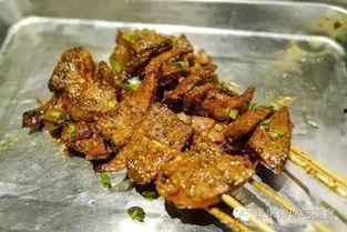 吃瓜吃烤羊排